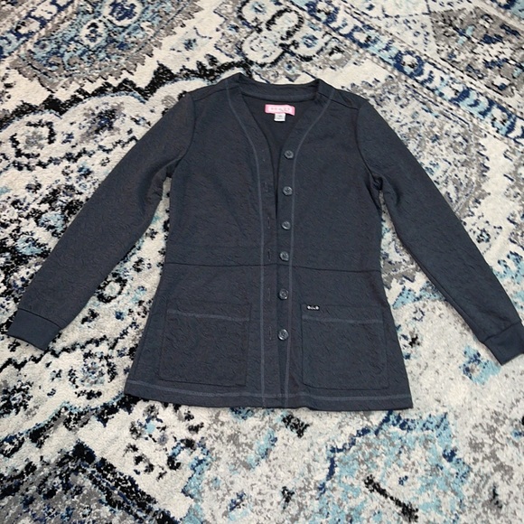 NWOT Women Koi Stretch Claire Floral Jacquard Knit Scrub Cardigan Sweater XS - Picture 3 of 13